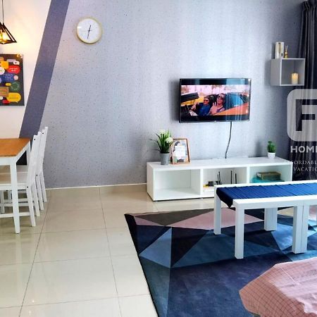 Netflix Wifi Trefoil Homestay Setia Alam Sacc Homestay Fe Shah Alam Ngoại thất bức ảnh